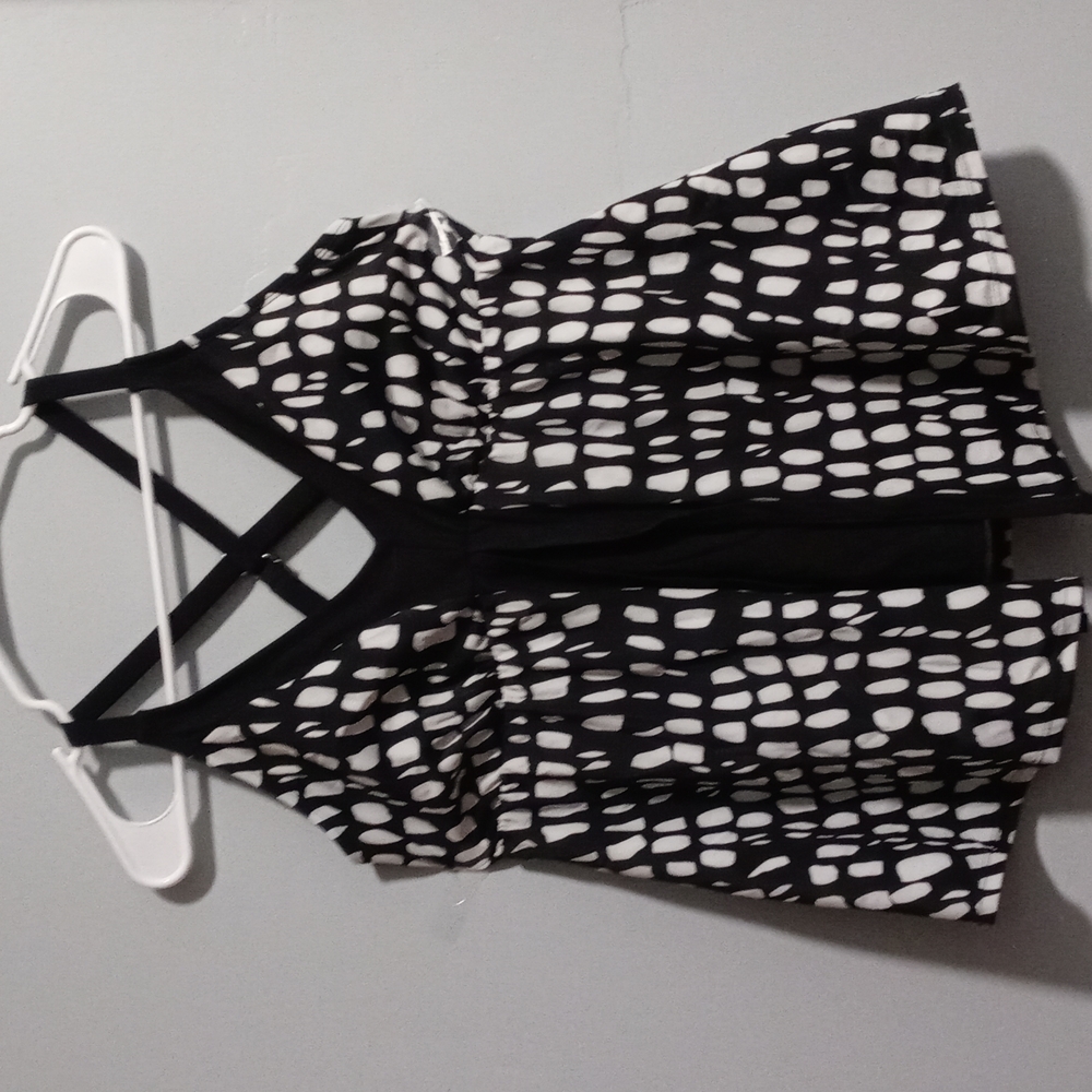 Swimwear top